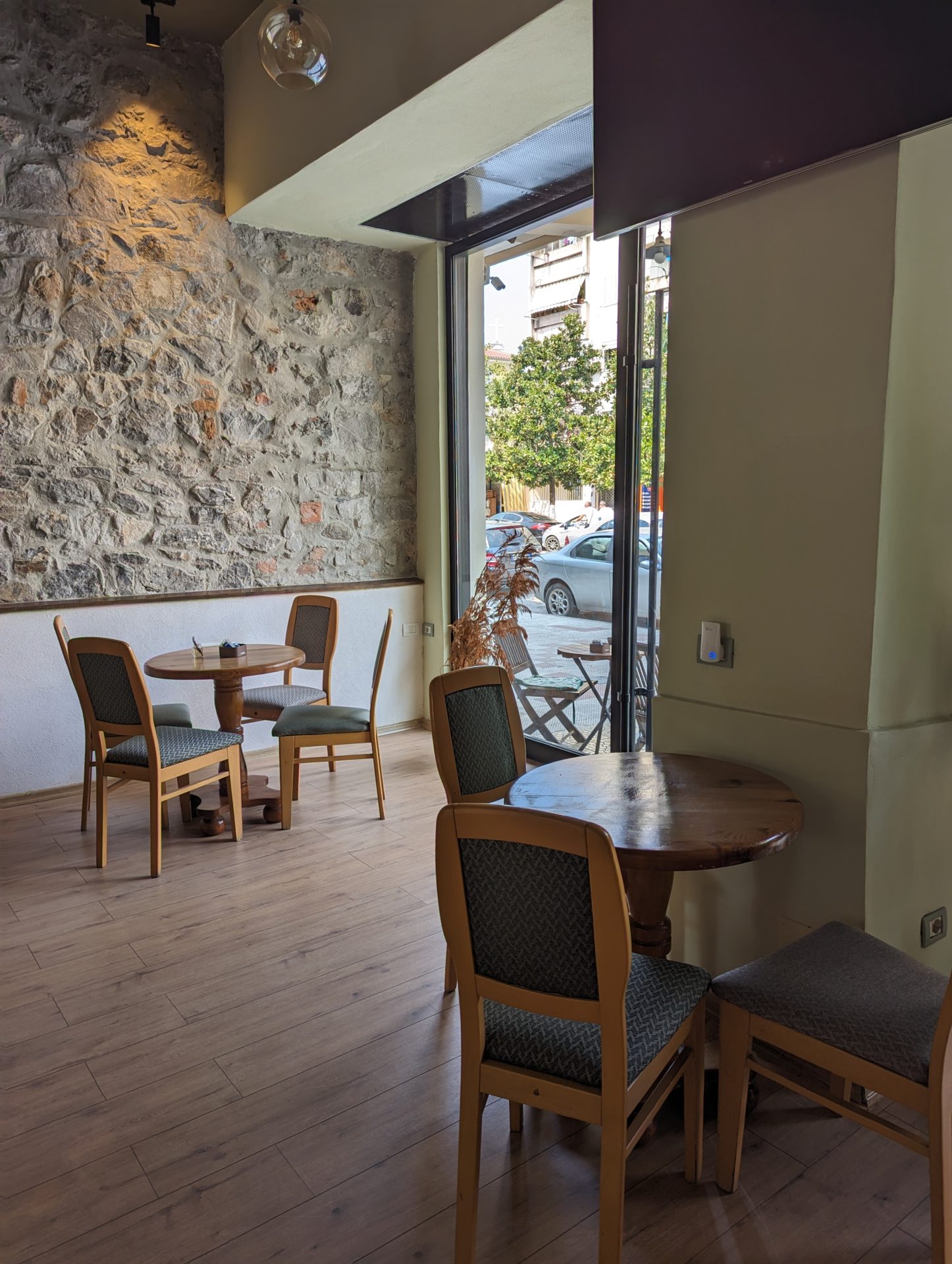 Kanellë Coffee shop & Brunch visitShkodër