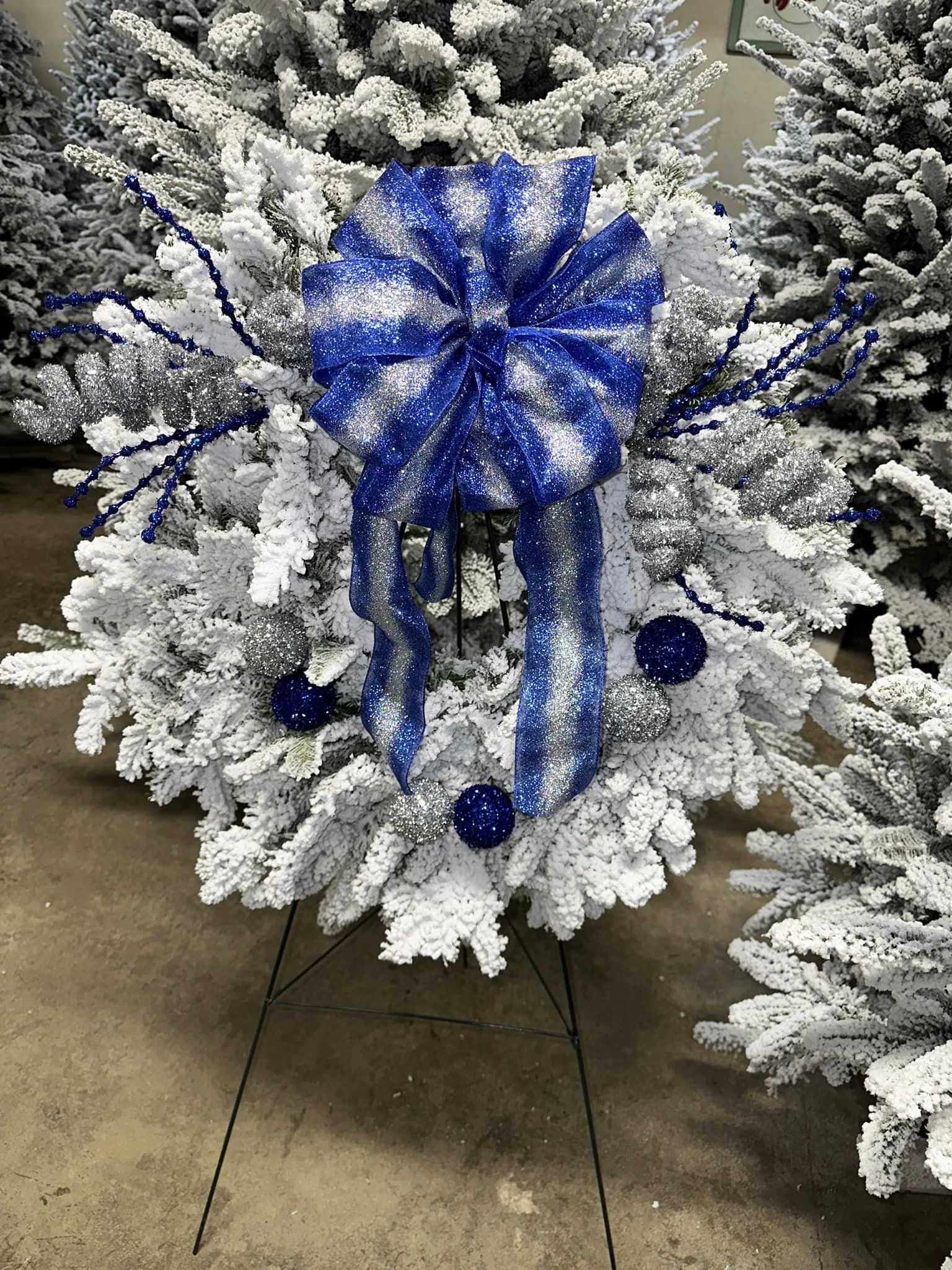 Wiswell’s Christmas Tree Farm visitSI