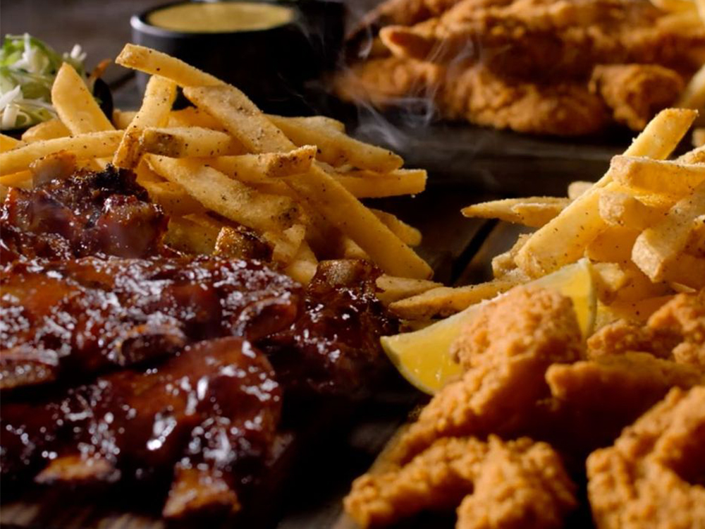 Applebee's Visit South Jersey