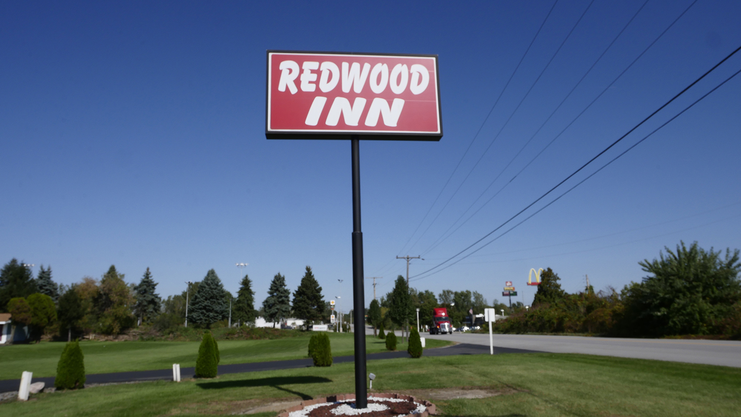 Redwood Motor Lodge Fremont, Indiana Steuben County Tourism