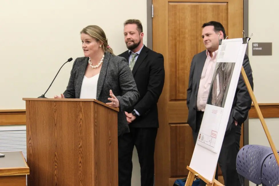 Another dispensary pitched to Dracut selectmen Tree House Craft