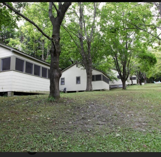 Tin Roses Bungalows in Wallkill, NY Ulster County NY Tourism