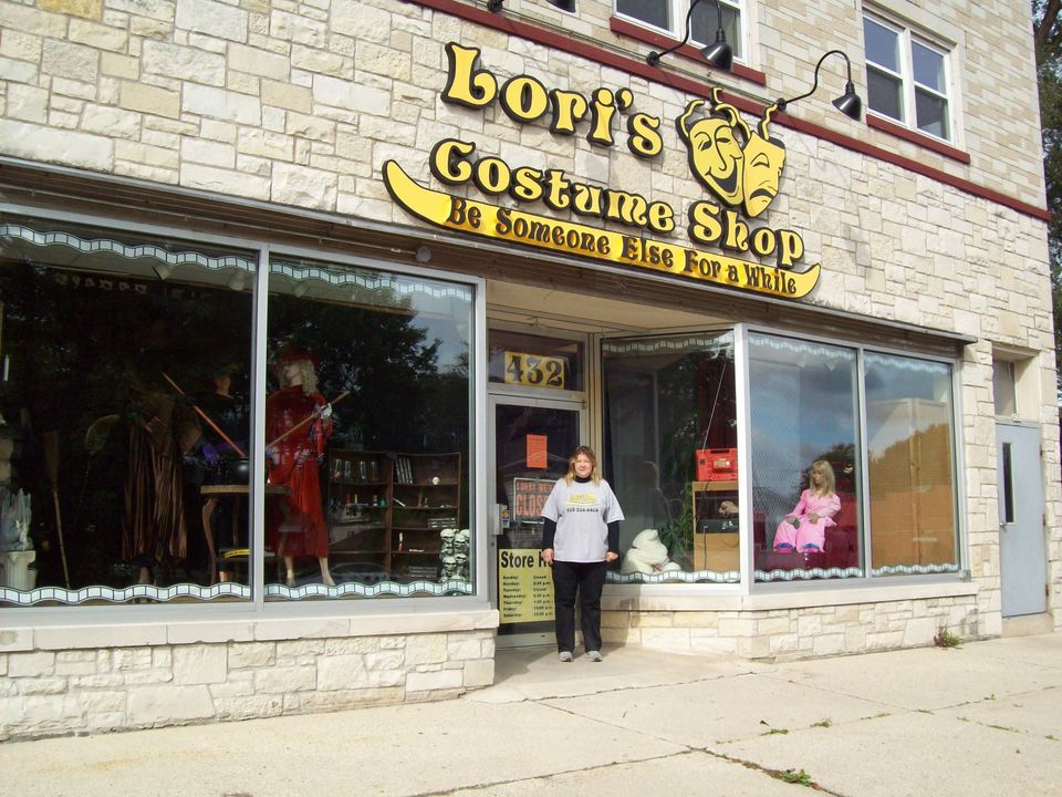 Lori's Costume Shop Visit West Bend, Wisconsin