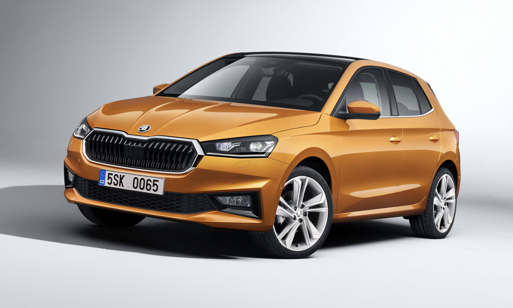 All cars should have umbrella holders in their doors VISOR.PH