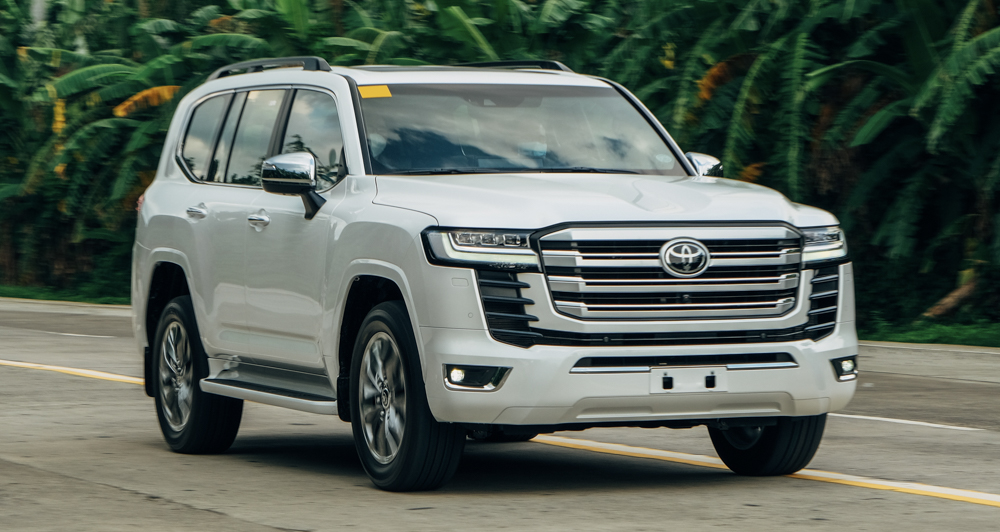 We drive the allnew Toyota Land Cruiser 300 VISOR.PH