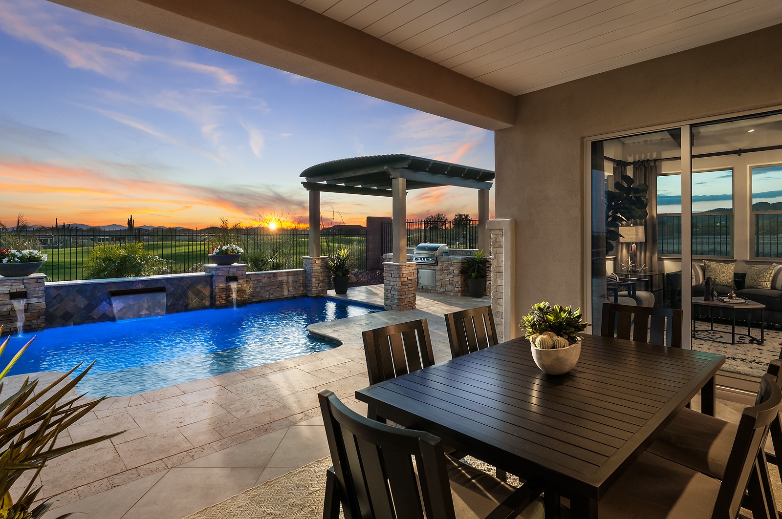 DAVID WEEKLEY HOMES OPENS SECOND PHASE OF THE GREENS LUXURY GOLF COURSE