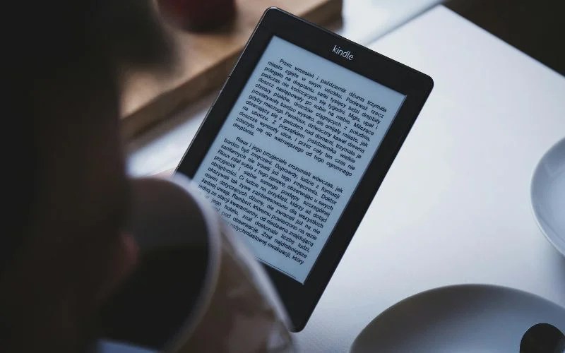Learn How To Change Amazon Kindle Font Size [Easily Explained]