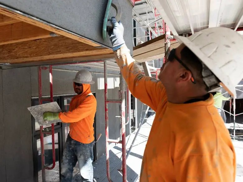 Do You Tip Spectrum Technicians? Discover the Etiquette and