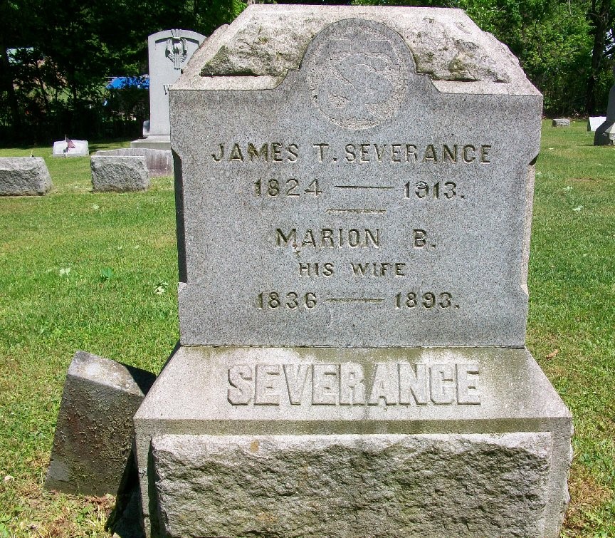 Two gravestones, one body Vita Brevis