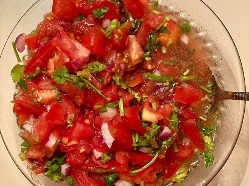 Homemade Allergy Relieving Salsa VitaClay® Chef
