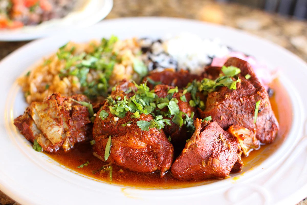 2 hour long Paleo slow cooked Spanish pork recipe VitaClay® Chef