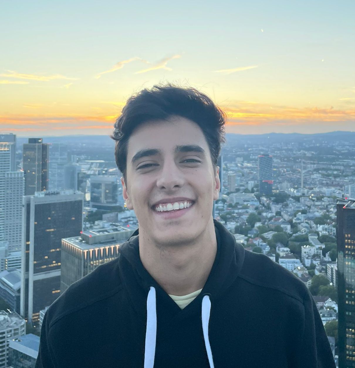 About me Vittor Braide Costa