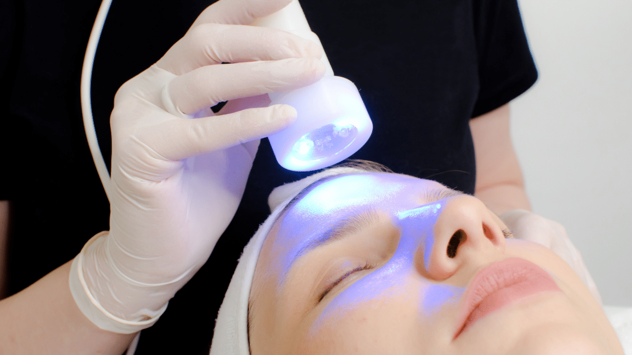 Does LED Light Therapy Work? Vivesse Med Spa