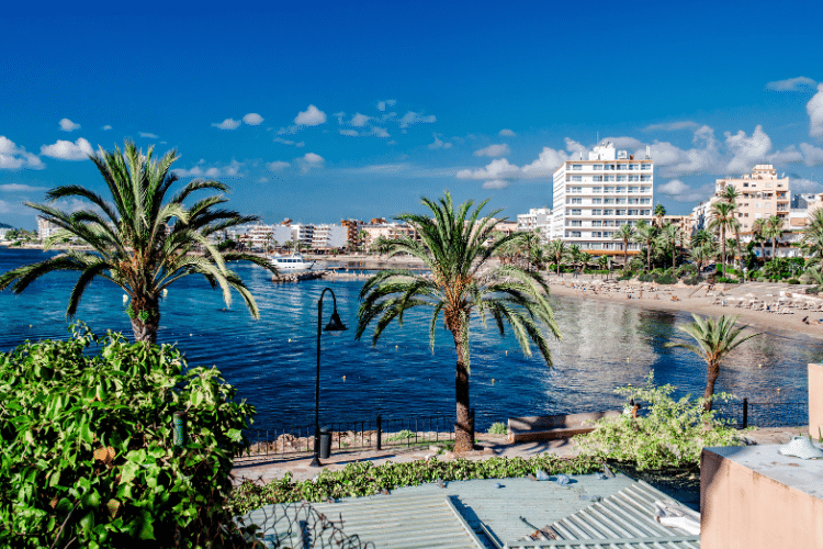 Moving To Spain From US Complete Guide For Americans Viv Europe