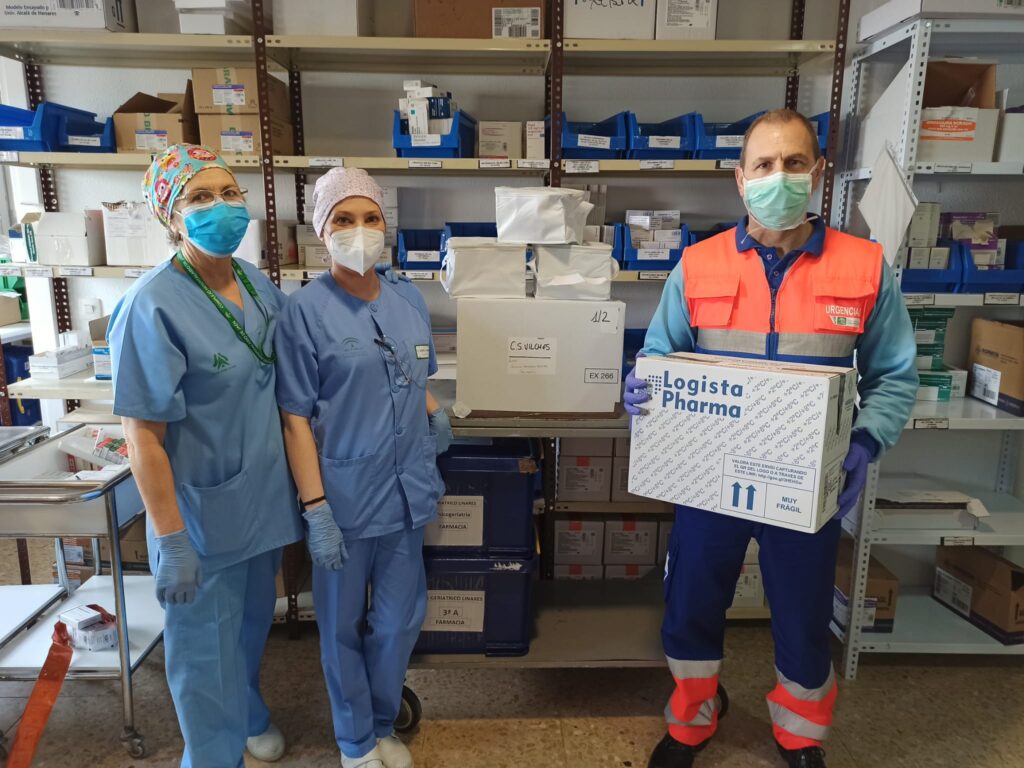 Dispositivo especial contra el COVID 19 en el área de Farmacia del