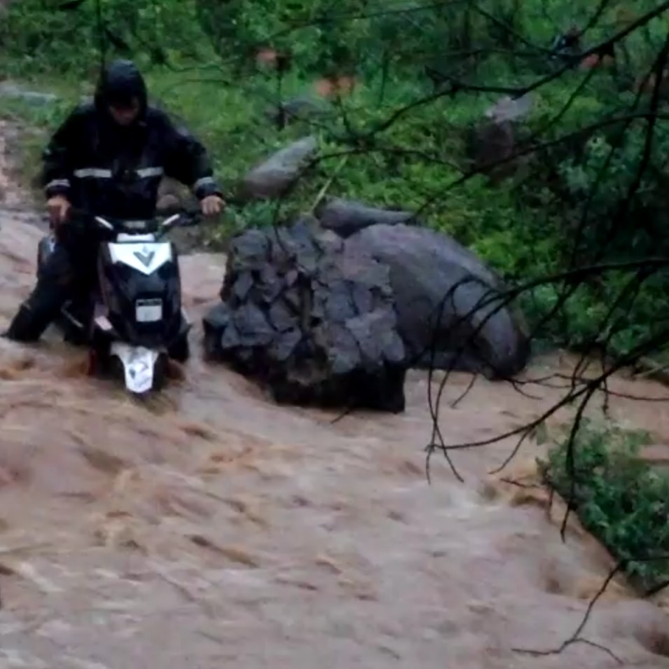 GaLery foto : Modifikasi motor Matic Trail – viwimoto.com