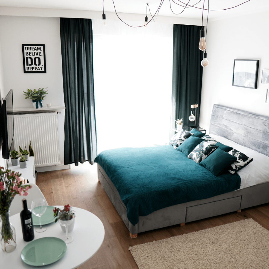 Jarvis Studio » Vizzit Us