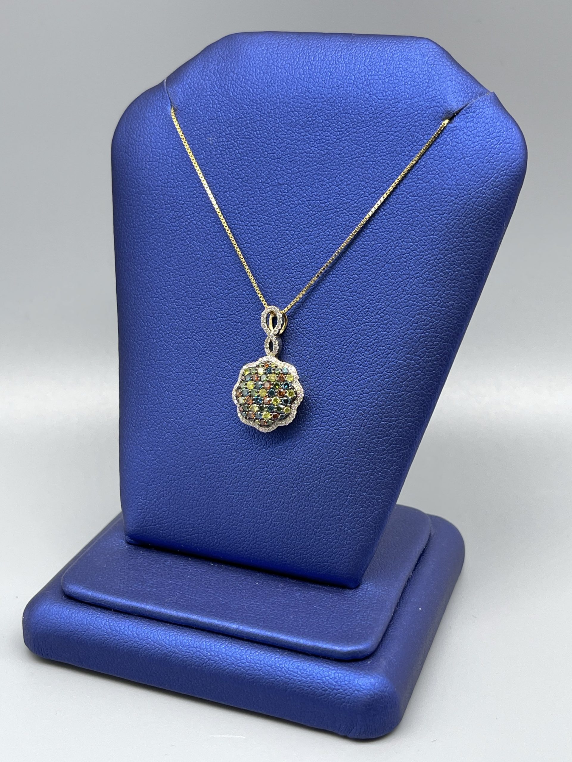 Multicolor Pendant VJ Diamond Sanford Orlando