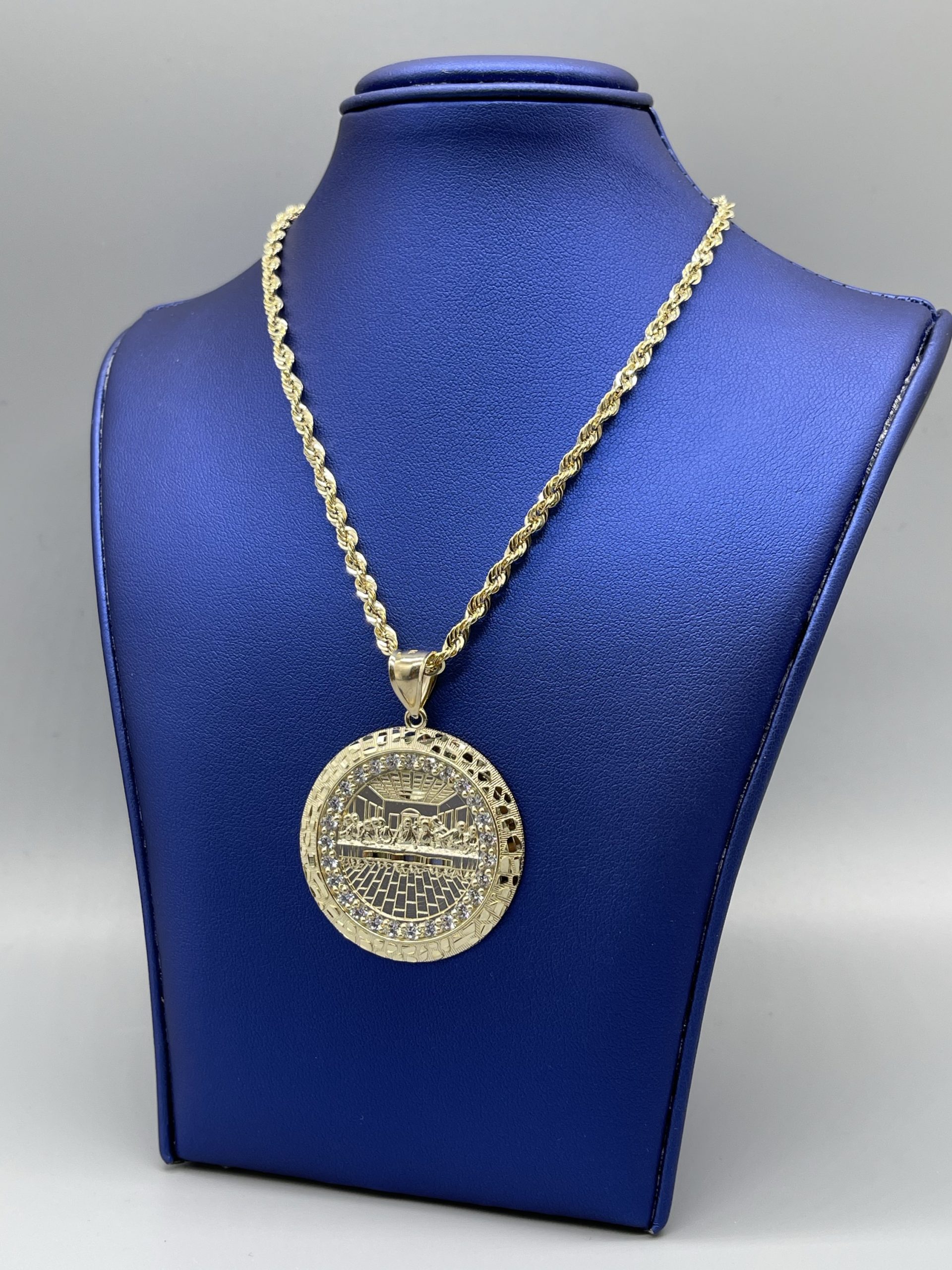 10KT GOLD CHAIN CHARM VJ Diamond Sanford Orlando