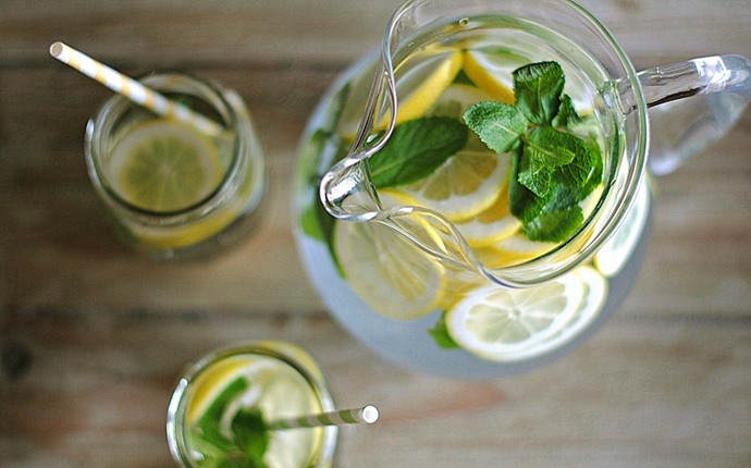 14 Useful Ways On How To Use Lemon For Acid Reflux