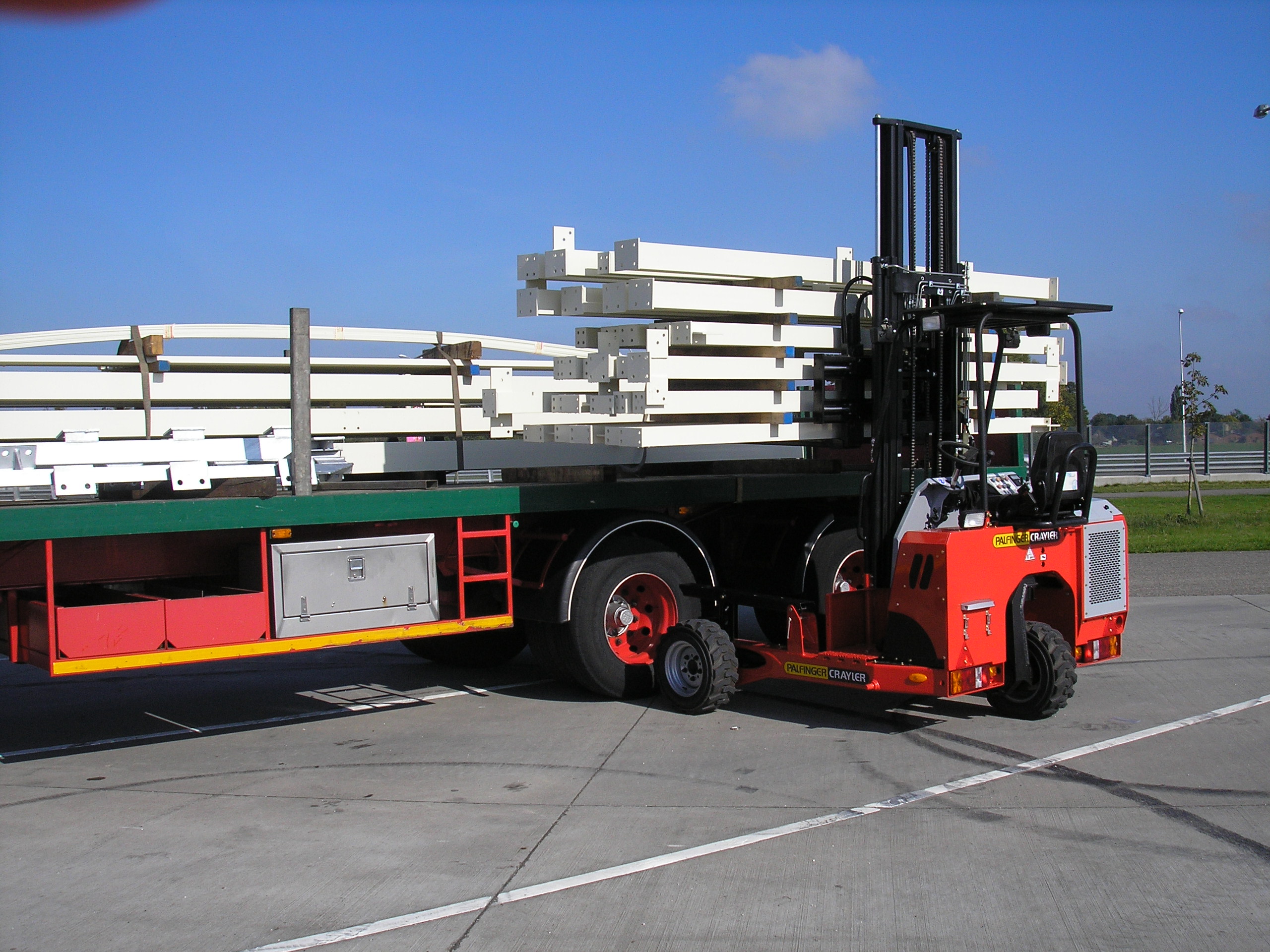 Pallet transport Vlastuin Transport