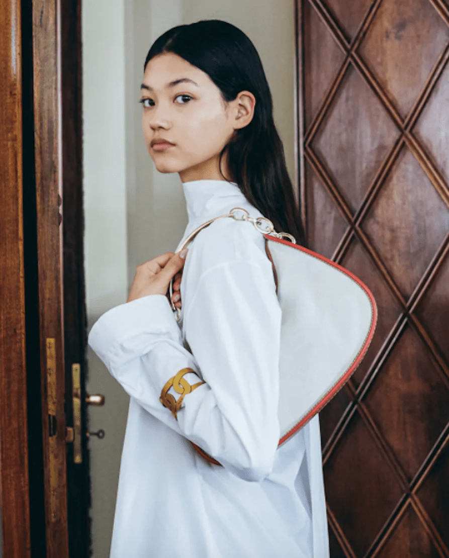 Tod's FallWinter 2021/2022 Women's Collection V Magazine