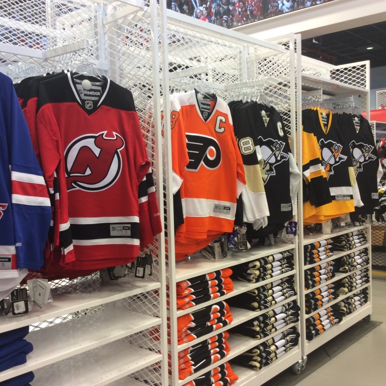 Sports Apparel System Visual Merchandising and Store Design