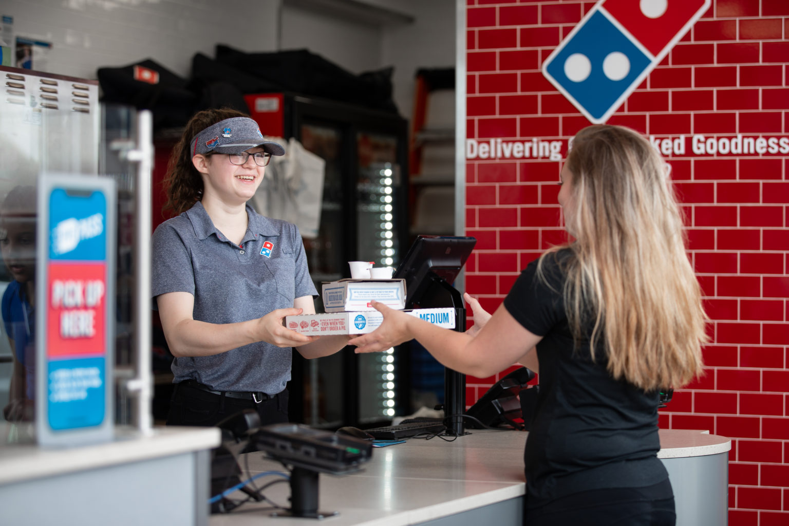 Domino’s Offers 3 “Tip” for Carryout Instead of Delivery Visual