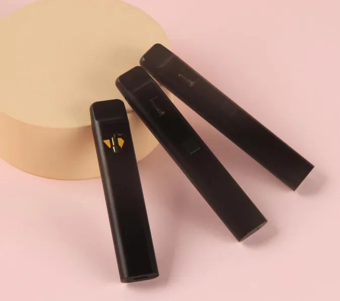 Best Delta 8 THC disposable vape pens 500mg 1000mg 2000mg Rechargeable