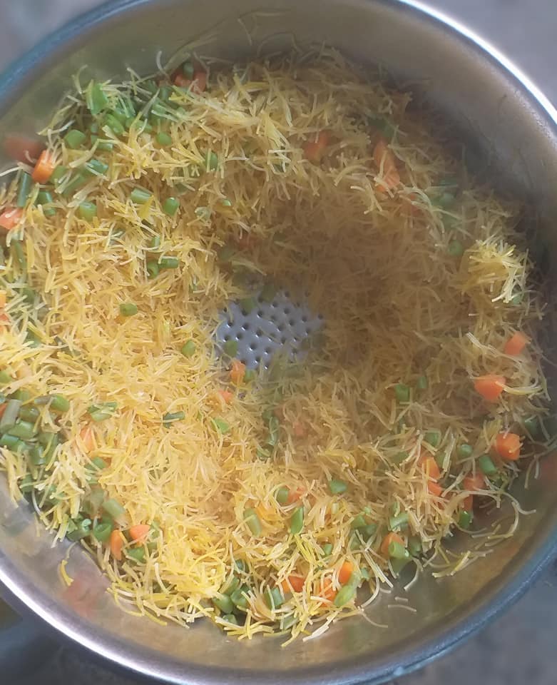 Vermicelles_Au_Curry_Au_Poulet VOIXVOIE DE FEMME S'ENGAGE