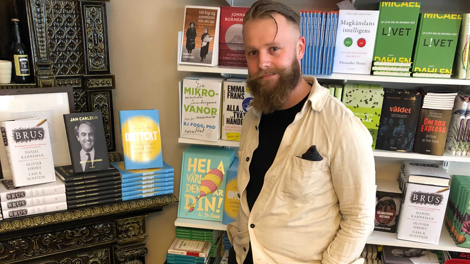 Välkommen, Joakim Tholén “En gammal indieräv som drunknat i