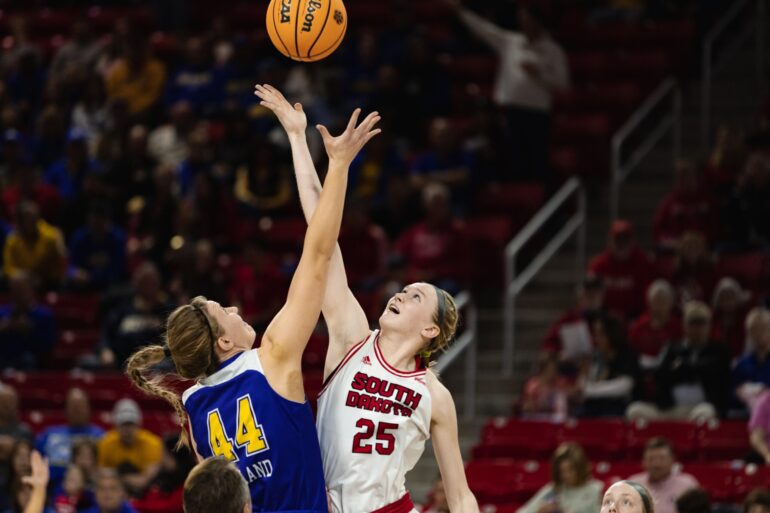 Women’s Basketball Falls to Jackrabbits in Vermillion The Volante