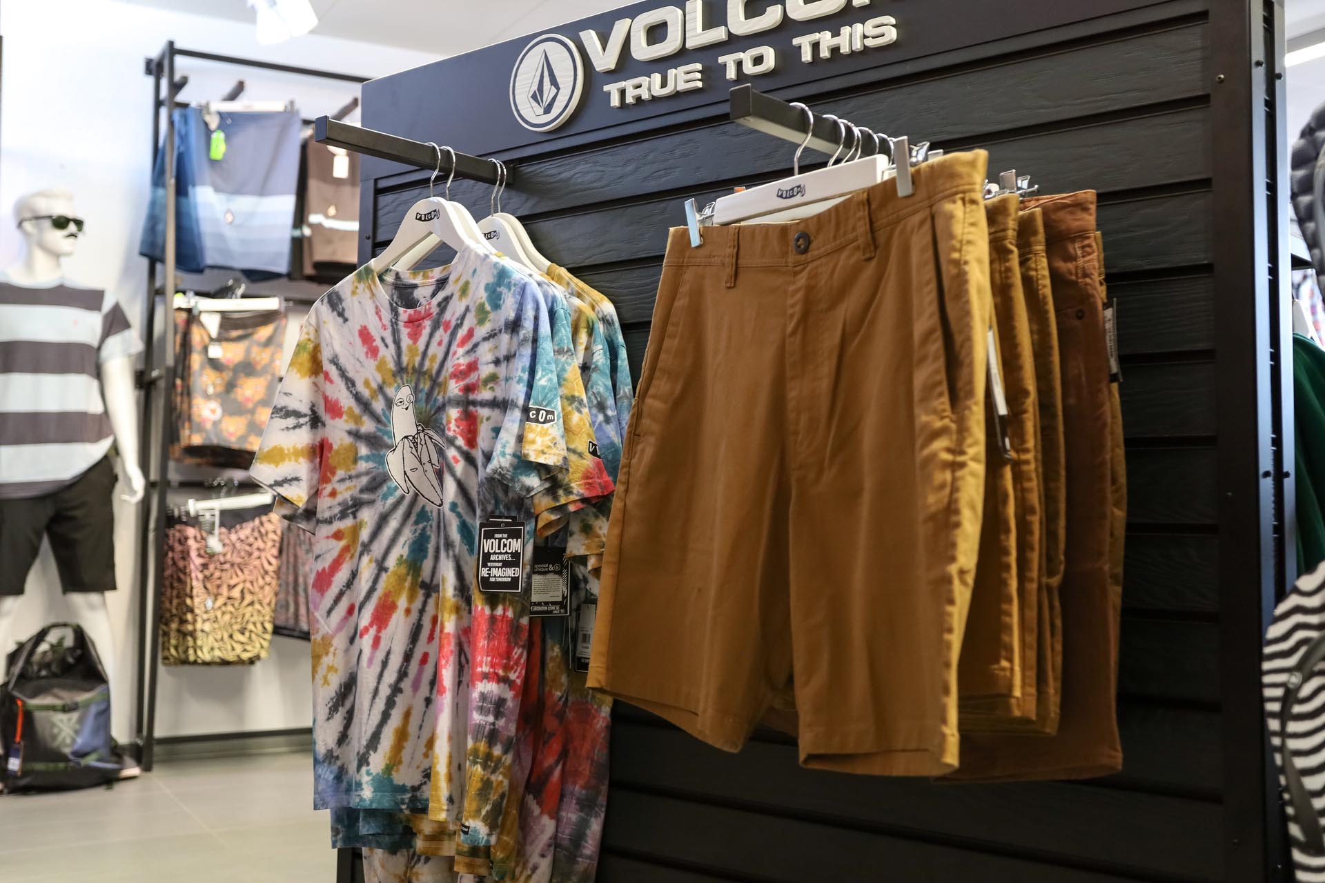 SHOP Outlet Düdingen