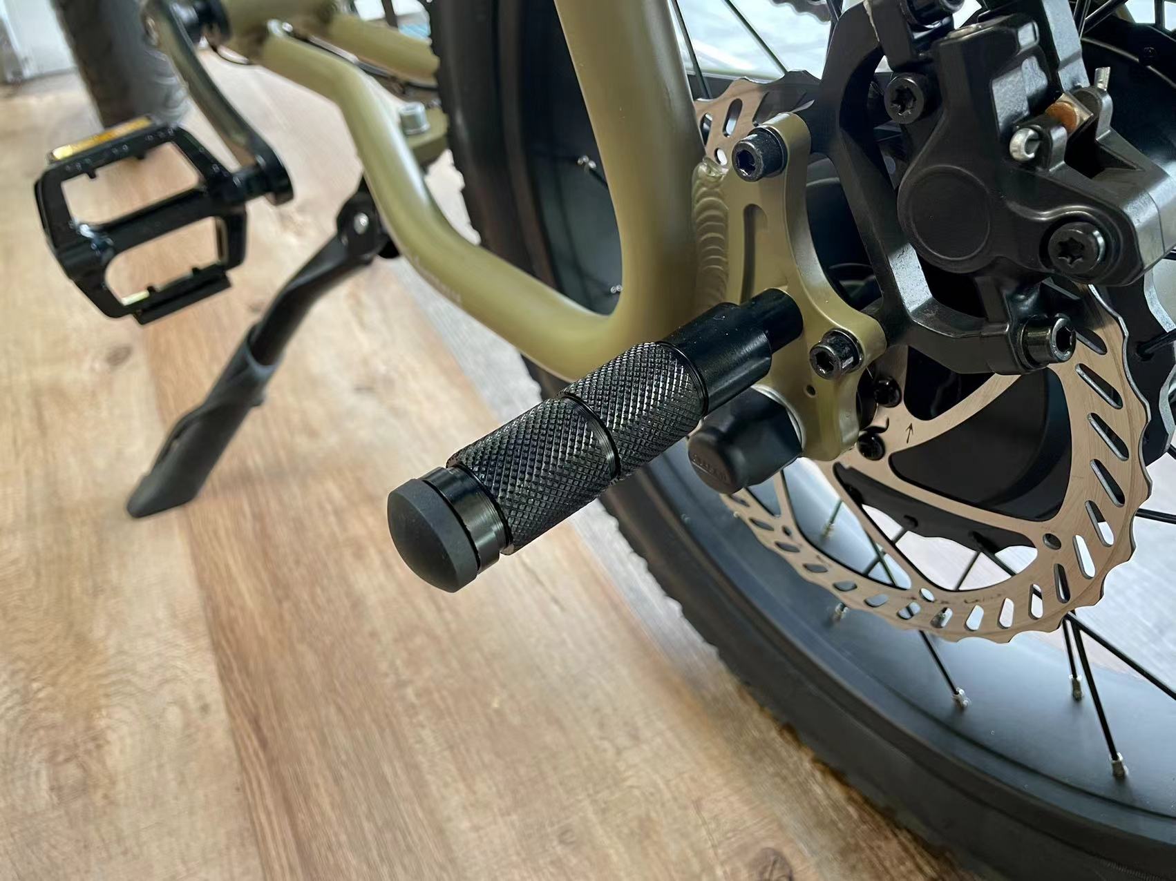 Rear Pegs Volition