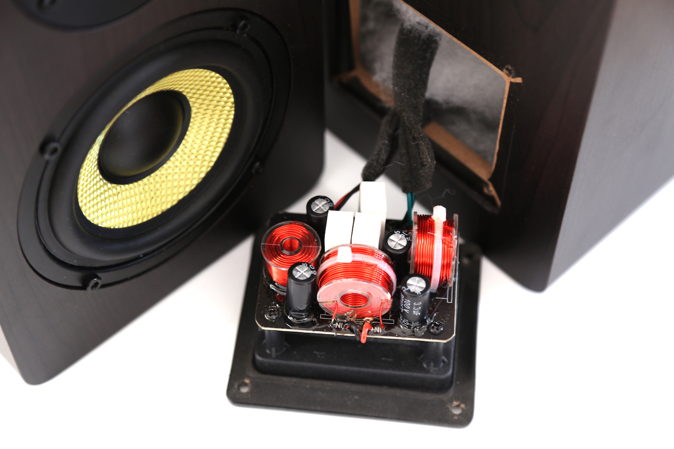 Voll B44 (V2) Passive Bookshelf Speakers (1 Pair) Voll Audio