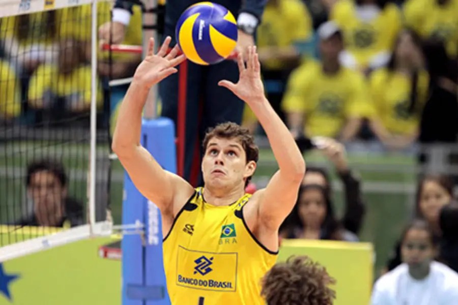 What Is a Setter in Volleyball A Complete Guide Volleyball Blaze