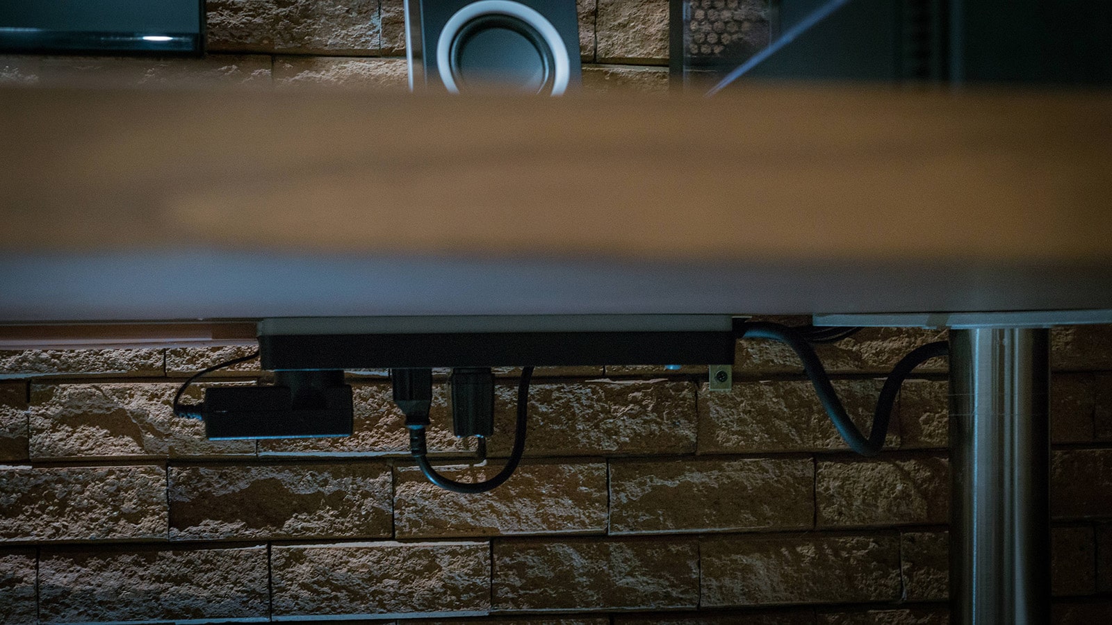 The 5Step Guide to Perfect Desk Cable Management Voltcave