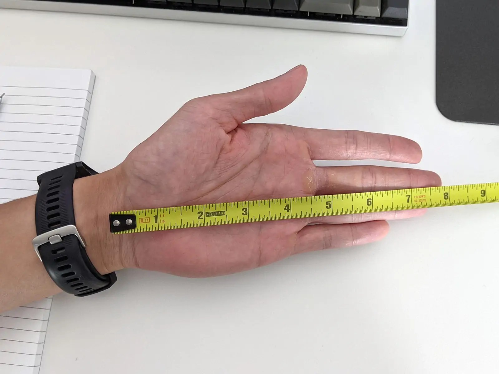 How to Measure Your Hand Size for a Mouse Voltcave