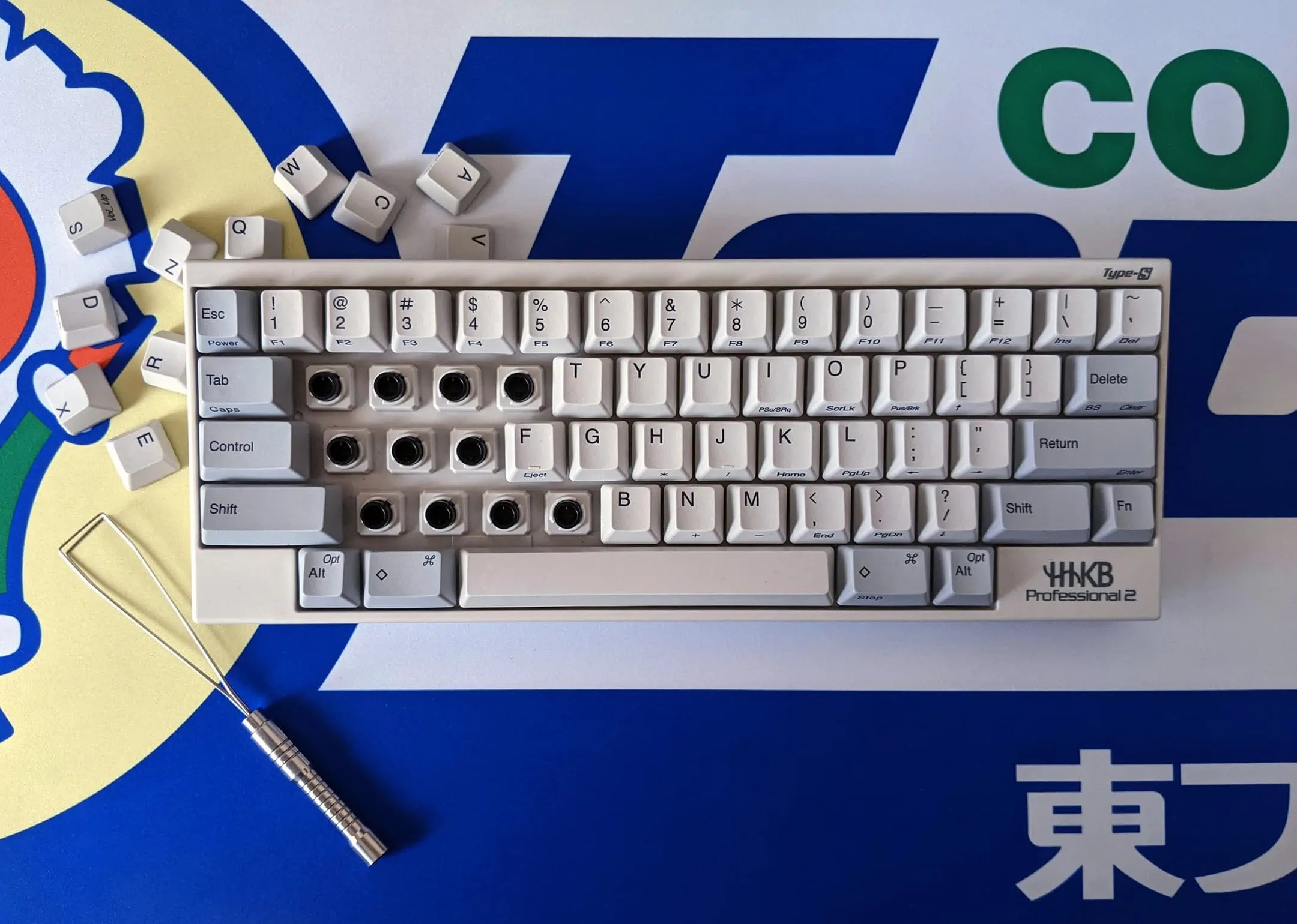 How to Remove Keycaps From a Mechanical Keyboard Voltcave