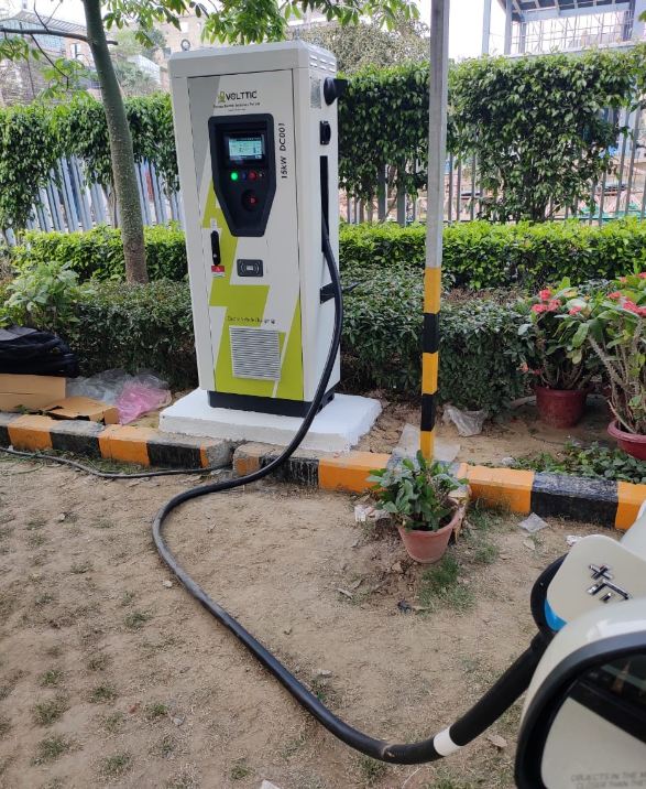 Volttic installed DC fast chargers at Gurgaon Electric Vehicle Charging Services