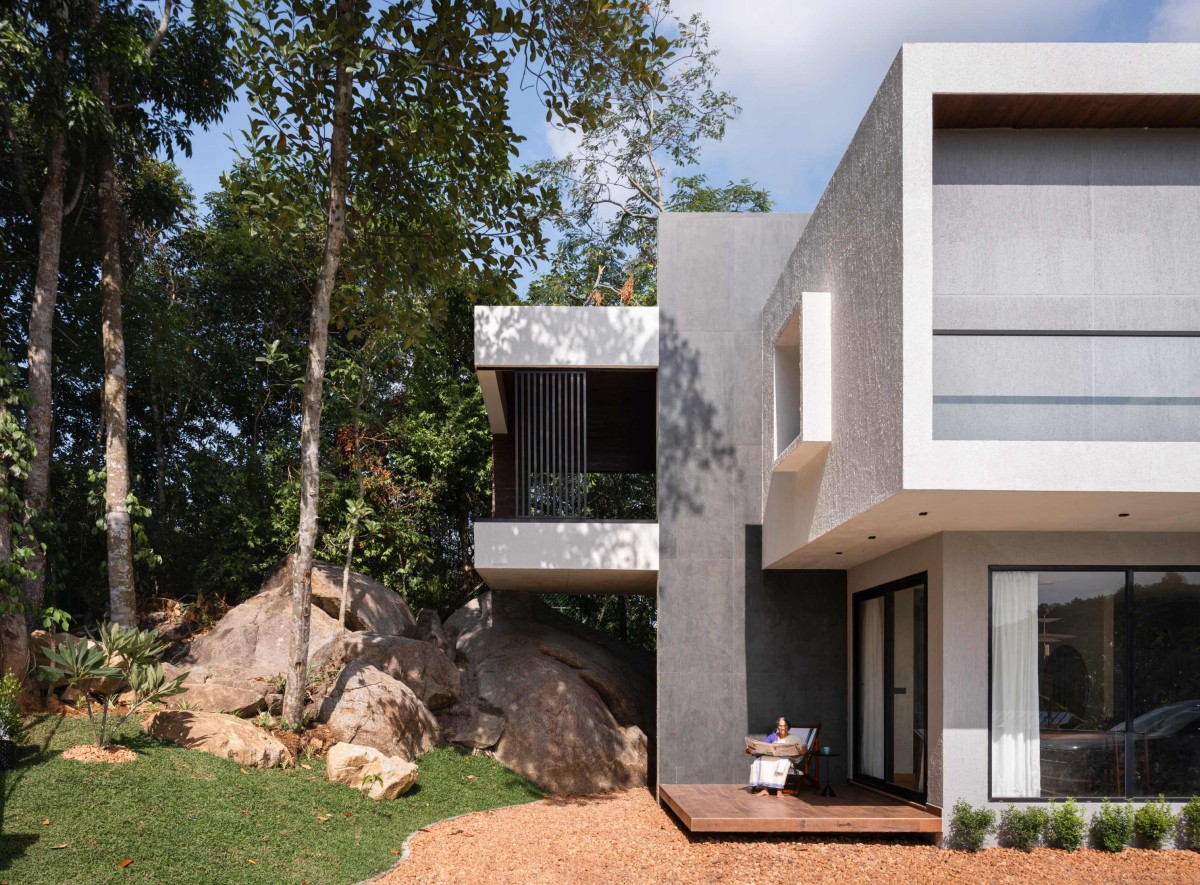 House on the Rocks by Studio TAB