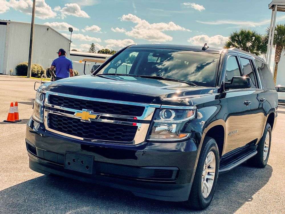 Private Limousine Service in Palm Beach Gardens Von Car Limo