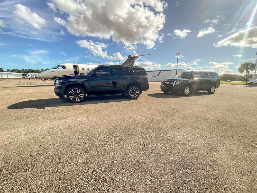 Private Limousine Service in Palm Beach Gardens Von Car Limo