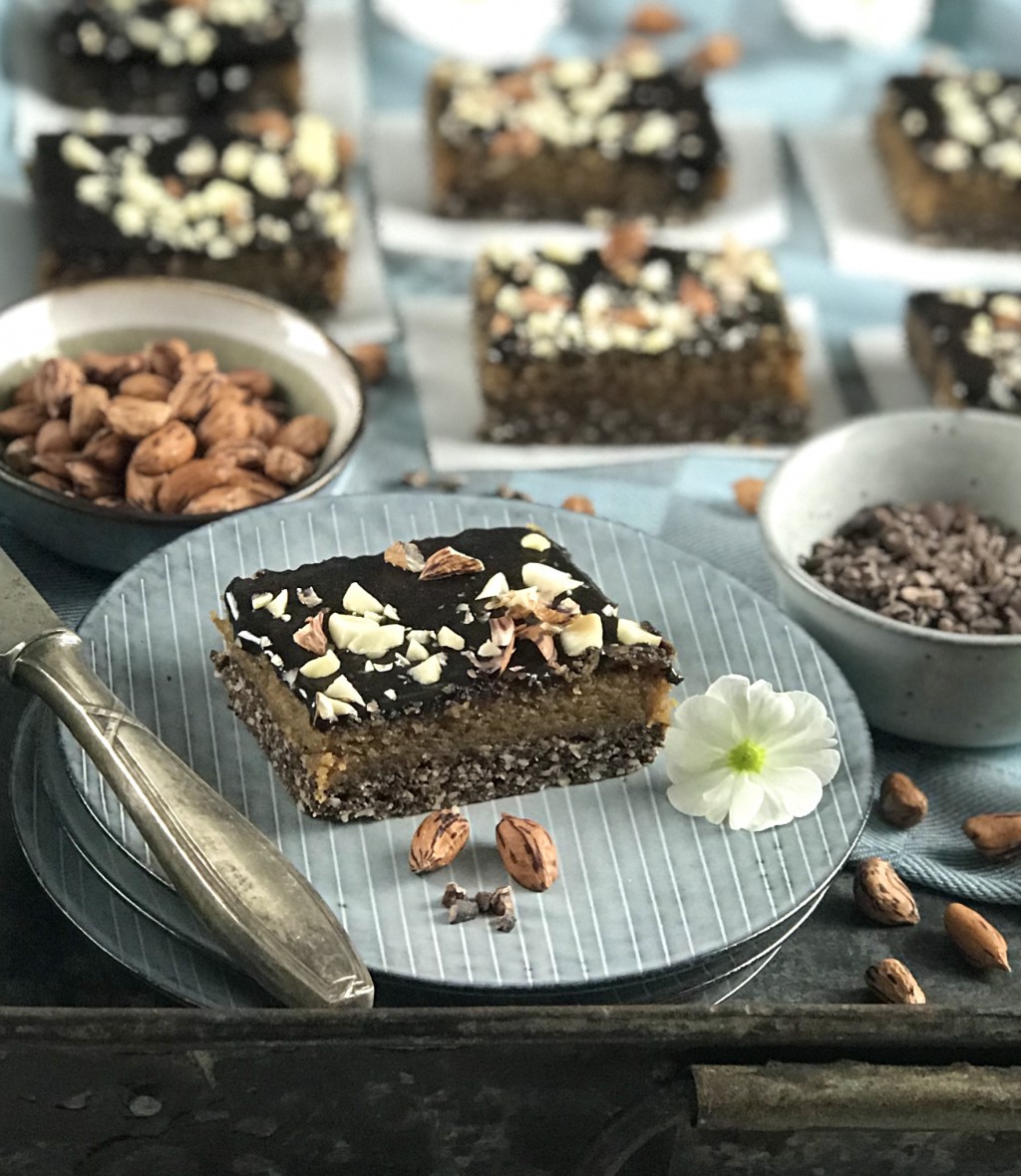 ErdnussbutterSchokoladenRiegel (Veganer Raw Cake) Von Januar bis