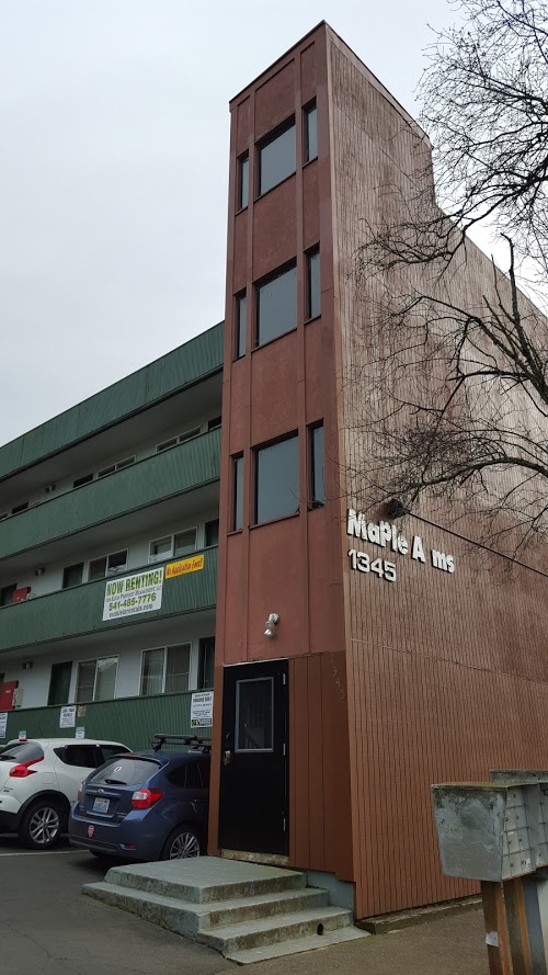 Small 1 Bedroom/ 1 Bathroom Von Klein Property Management