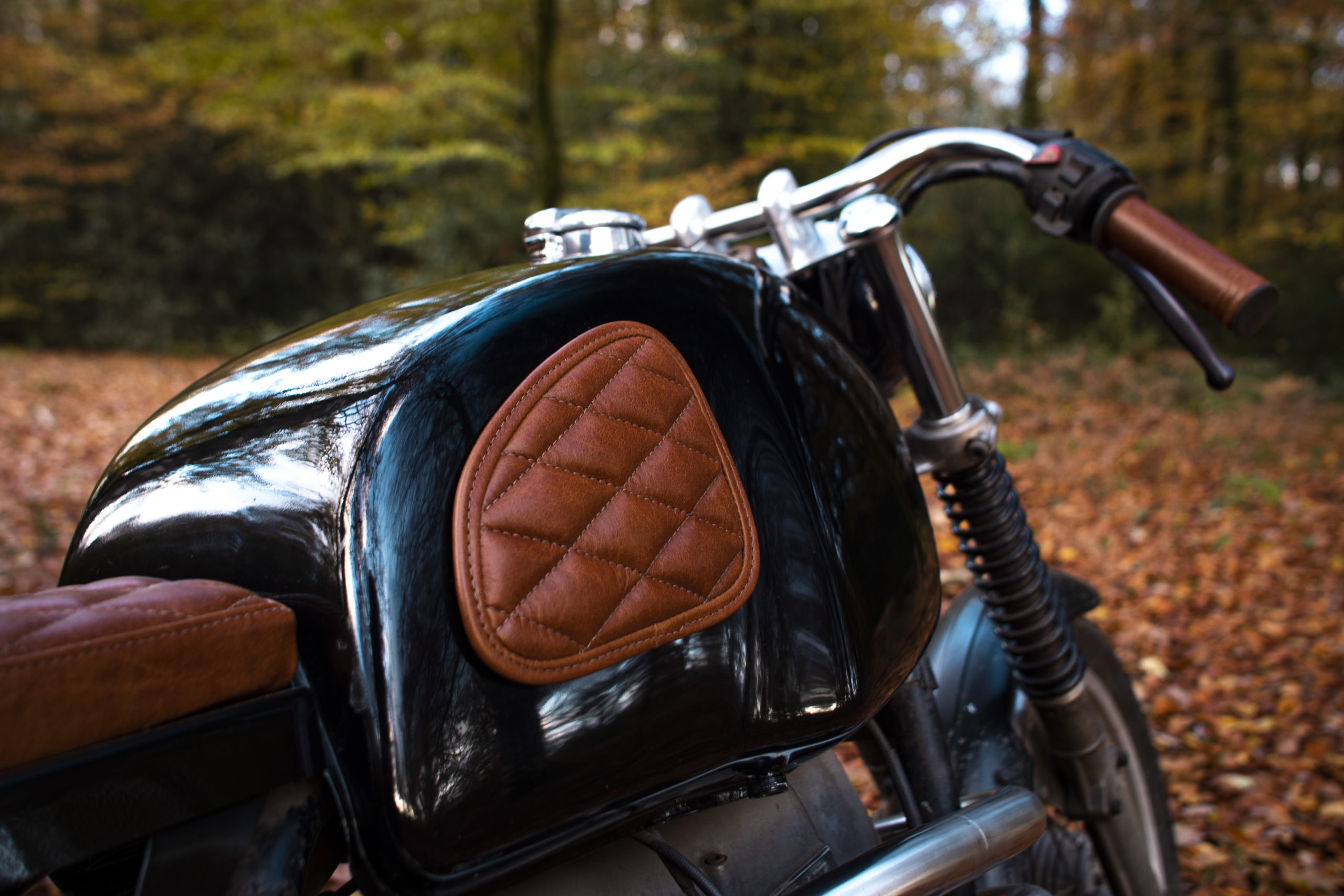 Vonzeti Vonzeti Custom Handlebar Grips cafe racer