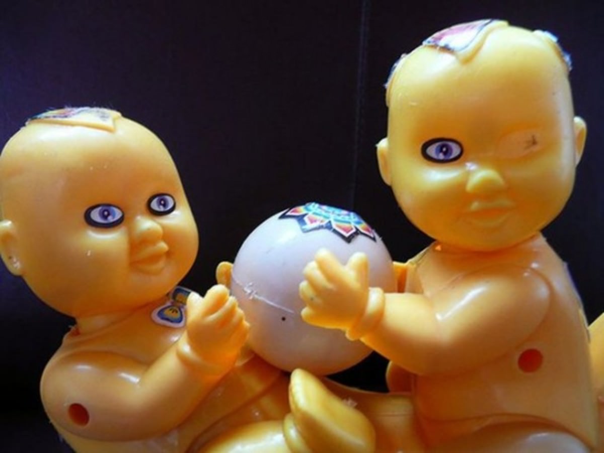 Consumer watchdog group lists '10 worst toys' for holiday season