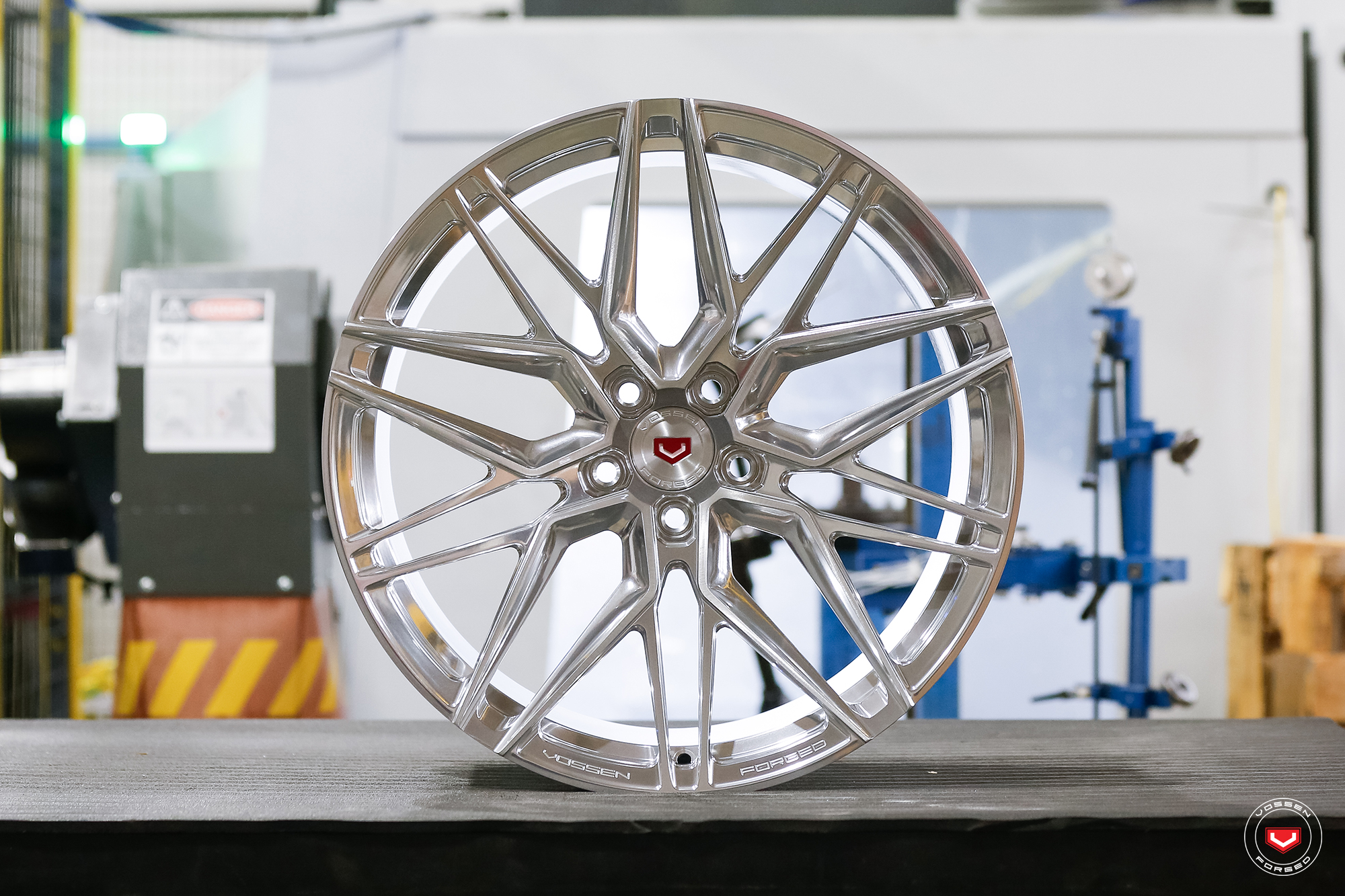 EVO SERIES EVO5 Vossen Wheels