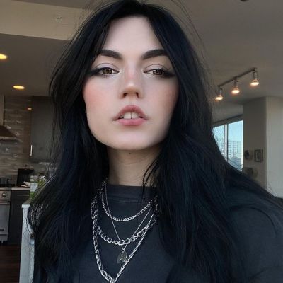 Essaere Net Worth, Age, Boyfriend, Height, Nationality, Ethnicity, Career