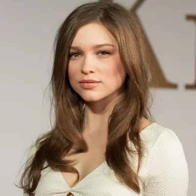Sophie Cookson- Wiki, Age, Height, Boyfriend, Net Worth (Updated on